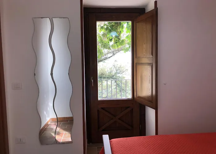 Alojamento de Acomodação e Pequeno-almoço Cala San Francesco 4*