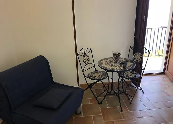 Cala San Francesco 4* 阿格罗波利