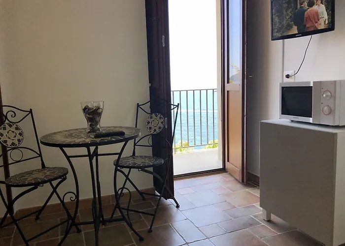 Cala San Francesco 4*